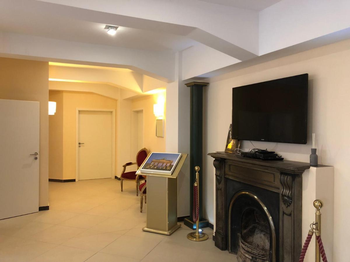 Park Apart Hotel Gatower Str. Berlim Exterior foto